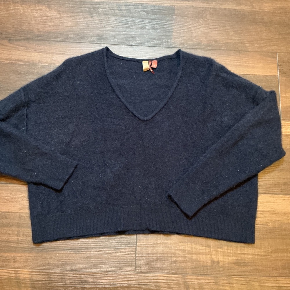 Pilcro Navy Blue 100% Cashmere V-Neck Boxy Pullover Sweater XS Anthropologie